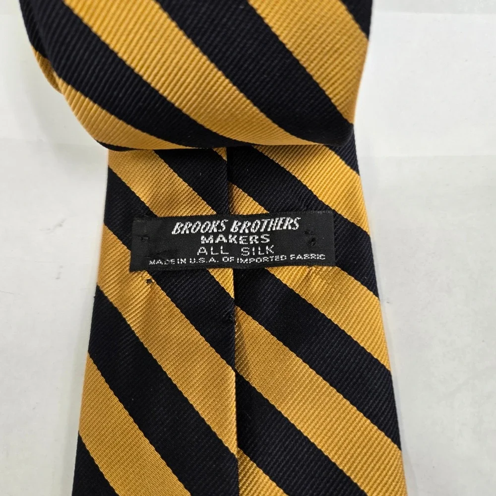 Brooks Brothers Makers Silk Repp Stripe Tie Gold Navy Blue Mens Necktie USA Made